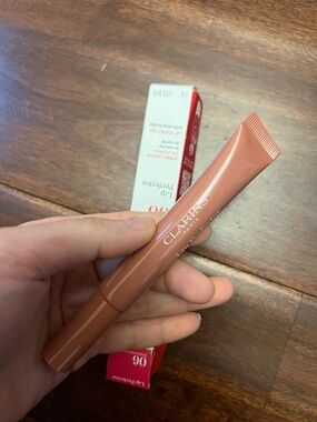 NIB Clarins Lip Perfector Lip Gloss in Rosewood Shimmer